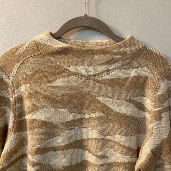 Prana Skowbound Sweater size small. Beige/cream design in wool blend. - Picture 3 of 9